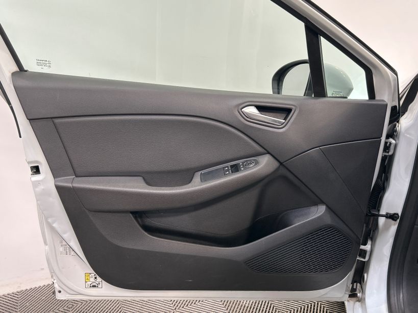 RENAULT CLIO V 2020 - Photo n°29