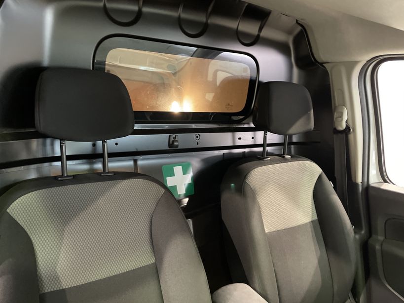 RENAULT KANGOO EXPRESS 2018 - Photo n°29