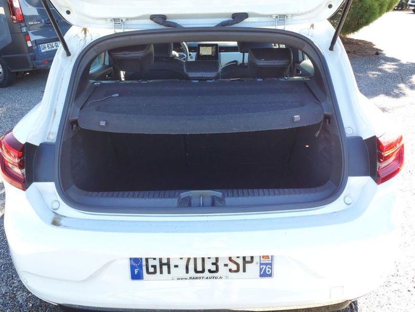 RENAULT CLIO V 2022 - Photo n°8