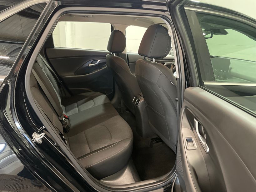 HYUNDAI i30 2024 - Photo n°8