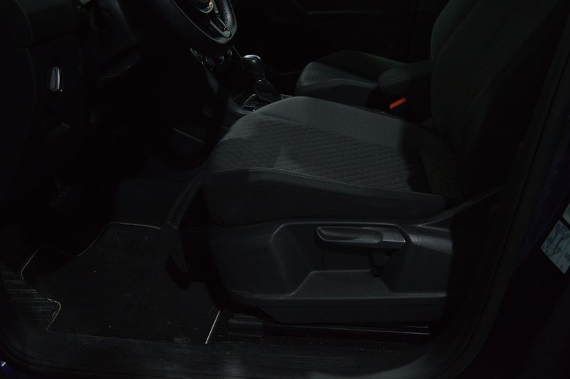 VOLKSWAGEN TIGUAN BUSINESS 2018 - Photo n°13