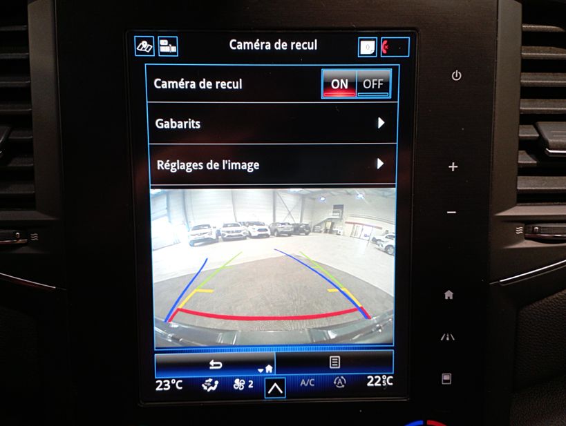 RENAULT MEGANE IV BERLINE 2020 - Photo n°19