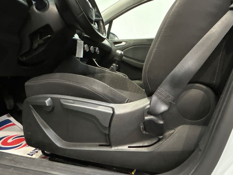 RENAULT CLIO V 2020 - Photo n°32