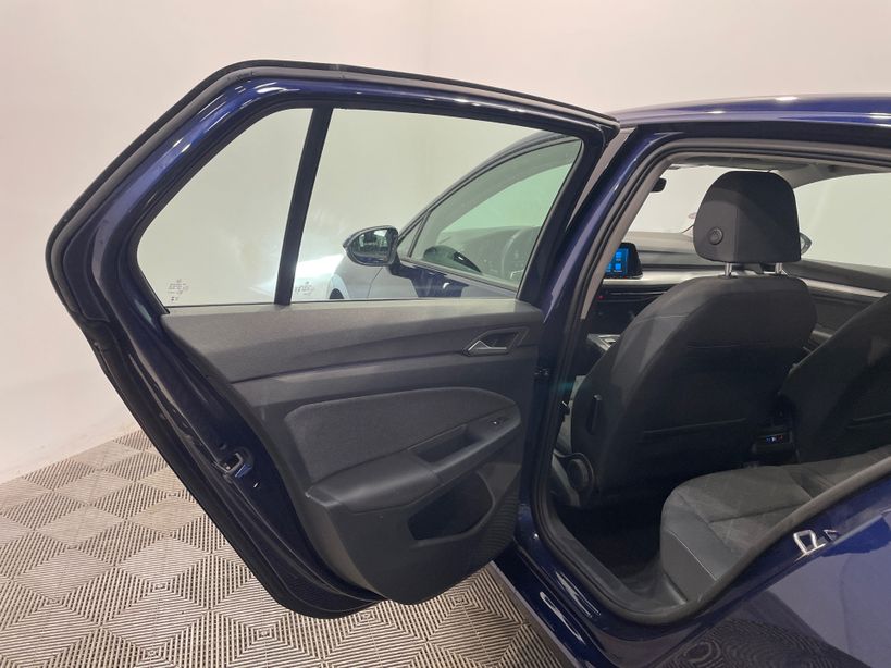 VOLKSWAGEN GOLF 2023 - Photo n°37