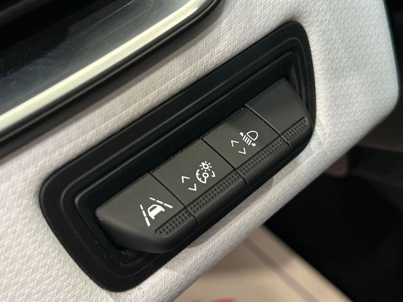 RENAULT CLIO V 2023 - Photo n°28