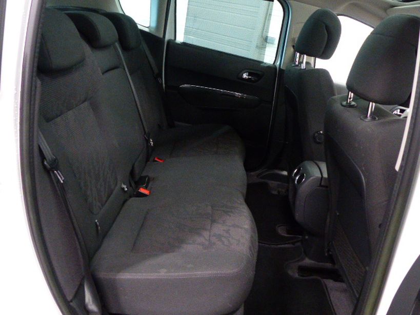 PEUGEOT 3008 2013 - Photo n°7