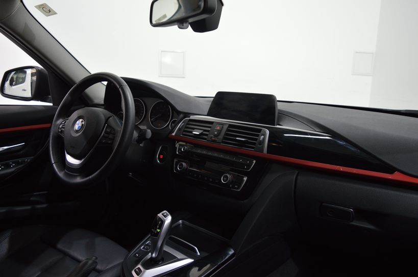 BMW SERIE 3 F30 LCI2 2017 - Photo n°8