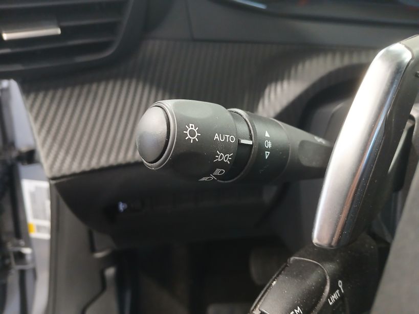 PEUGEOT 2008 2025 - Photo n°12