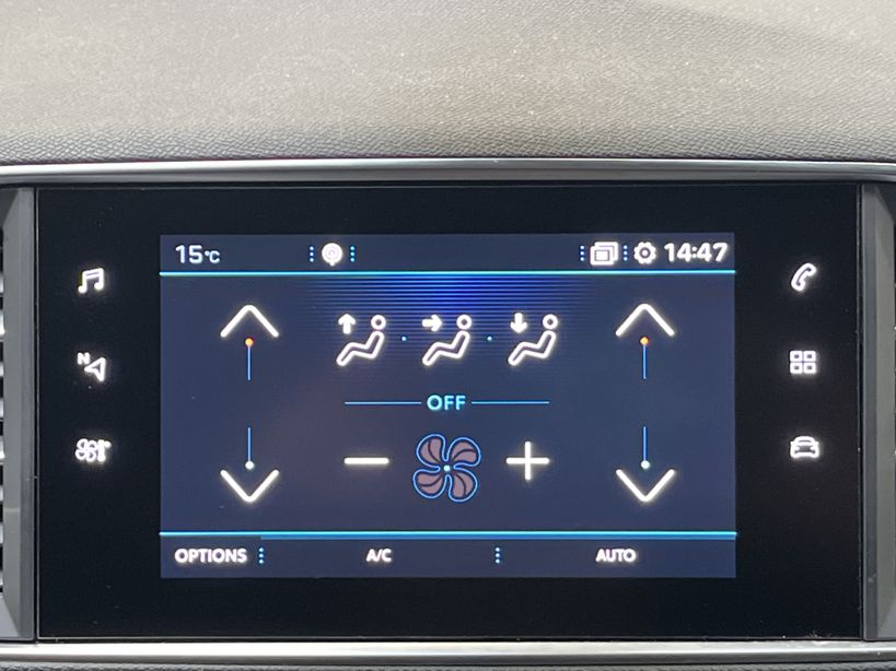 PEUGEOT 308 2019 - Photo n°16