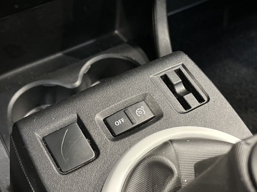RENAULT TWINGO III 2020 - Photo n°15