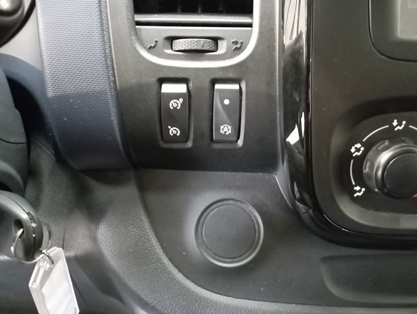 OPEL VIVARO COMBI 2018 - Photo n°20