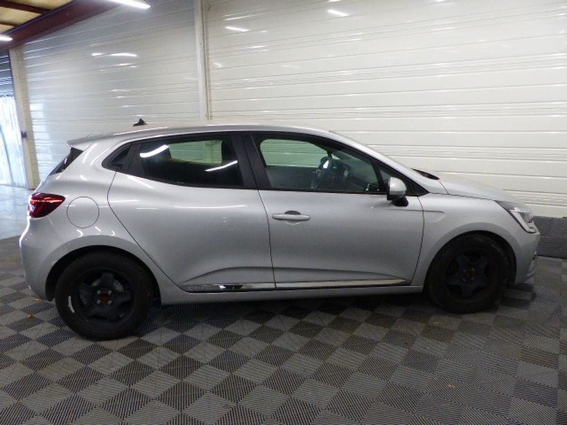 RENAULT CLIO V 2021 - Photo n°30