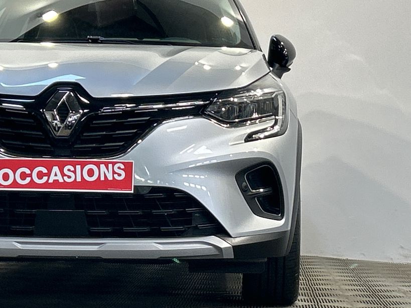 RENAULT CAPTUR 2023 - Photo n°7