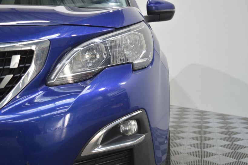 PEUGEOT 3008 2019 - Photo n°8