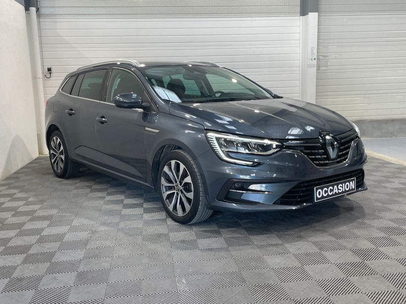 RENAULT MEGANE IV ESTATE 2023 - Photo n°3