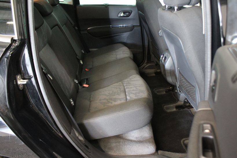 PEUGEOT 3008 2011 - Photo n°9