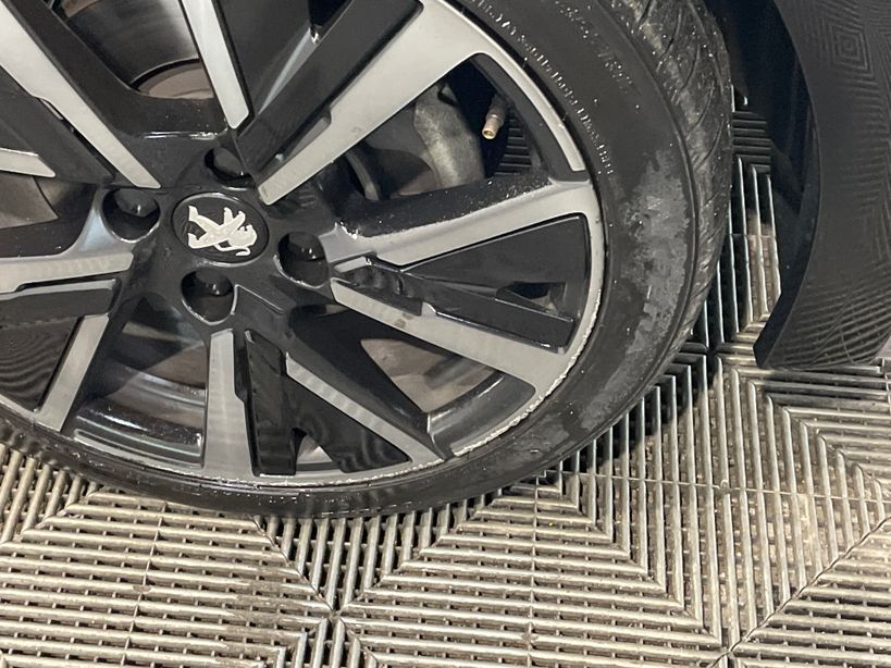 PEUGEOT 208 2023 - Photo n°12