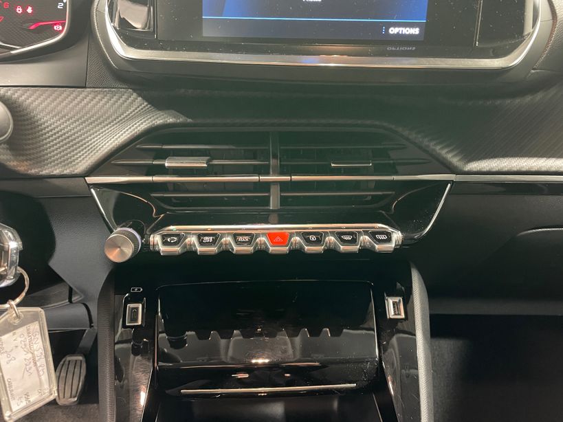 PEUGEOT 208 2023 - Photo n°26