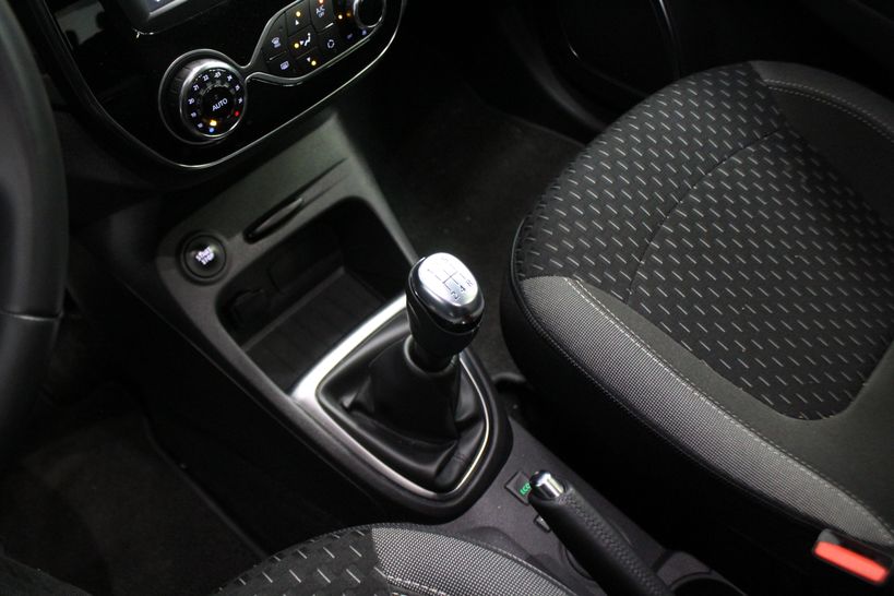 RENAULT CAPTUR 2018 - Photo n°23
