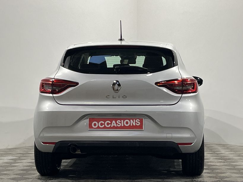 RENAULT CLIO V 2022 - Photo n°6