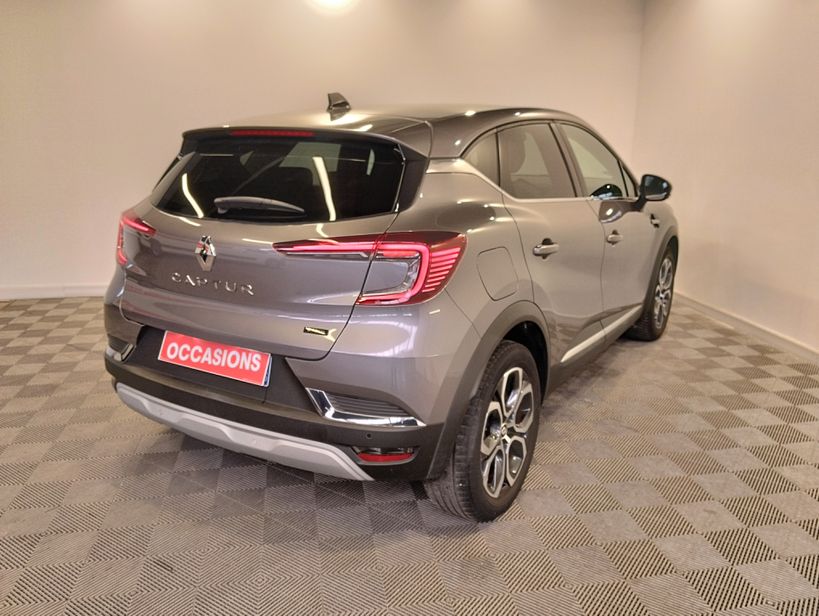 RENAULT CAPTUR 2022 - Photo n°6
