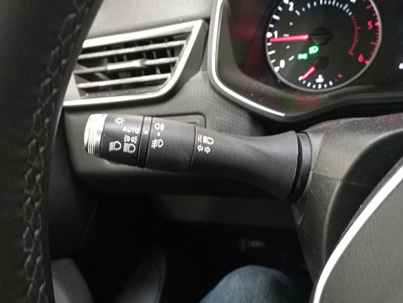 RENAULT CLIO V 2019 - Photo n°27