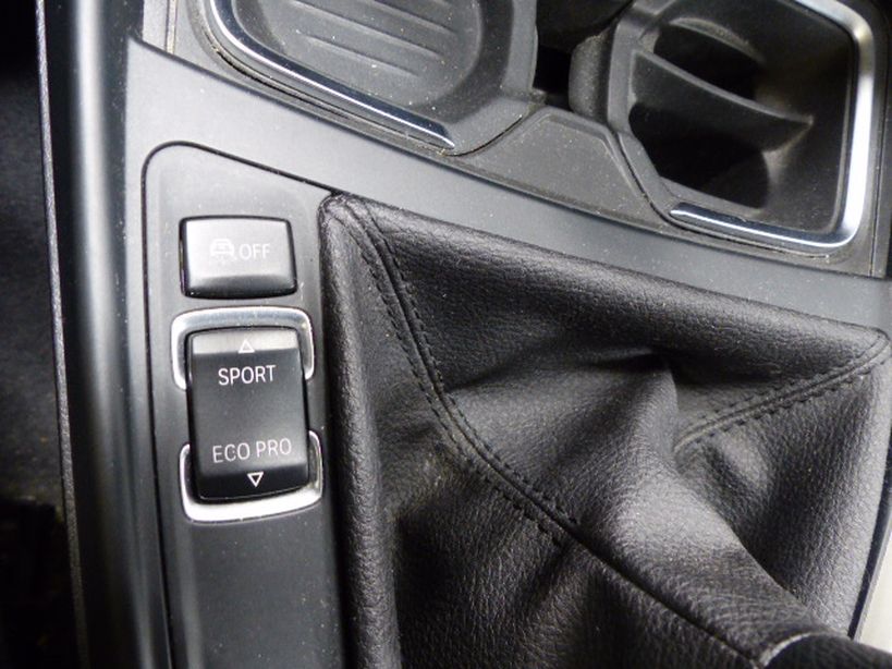 BMW SERIE 1 F20 LCI 2015 - Photo n°12