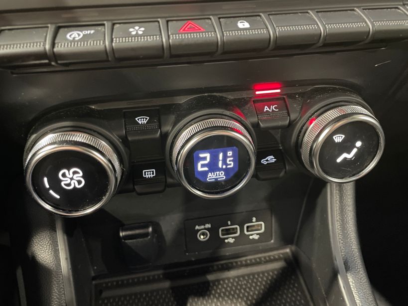 RENAULT CAPTUR 2021 - Photo n°25