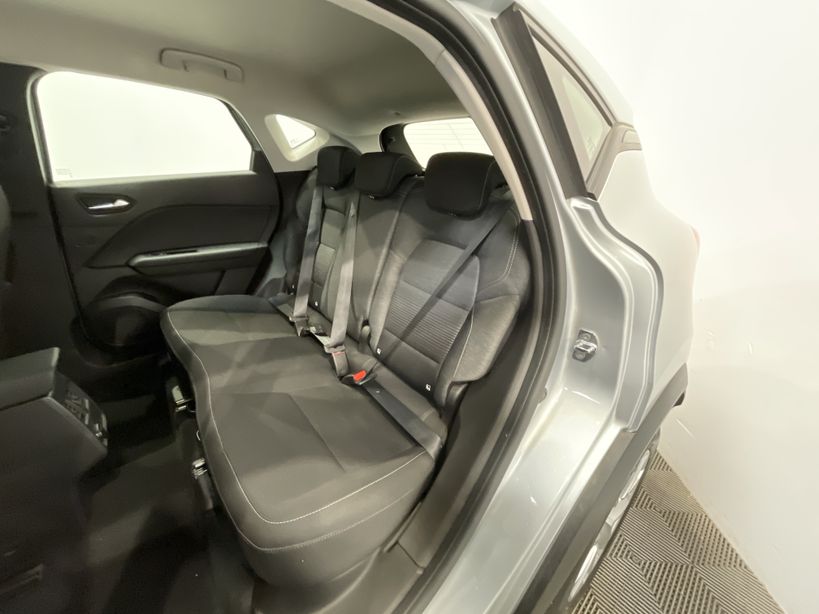 RENAULT CAPTUR 2021 - Photo n°10