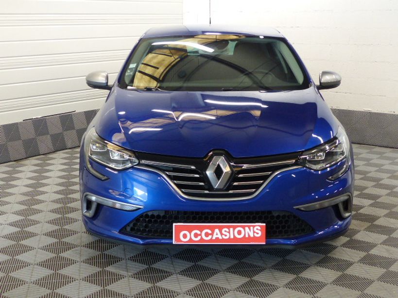 RENAULT MEGANE IV BERLINE 2018 - Photo n°2