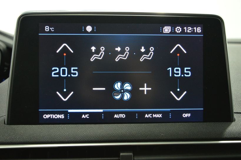 PEUGEOT 3008 2019 - Photo n°22