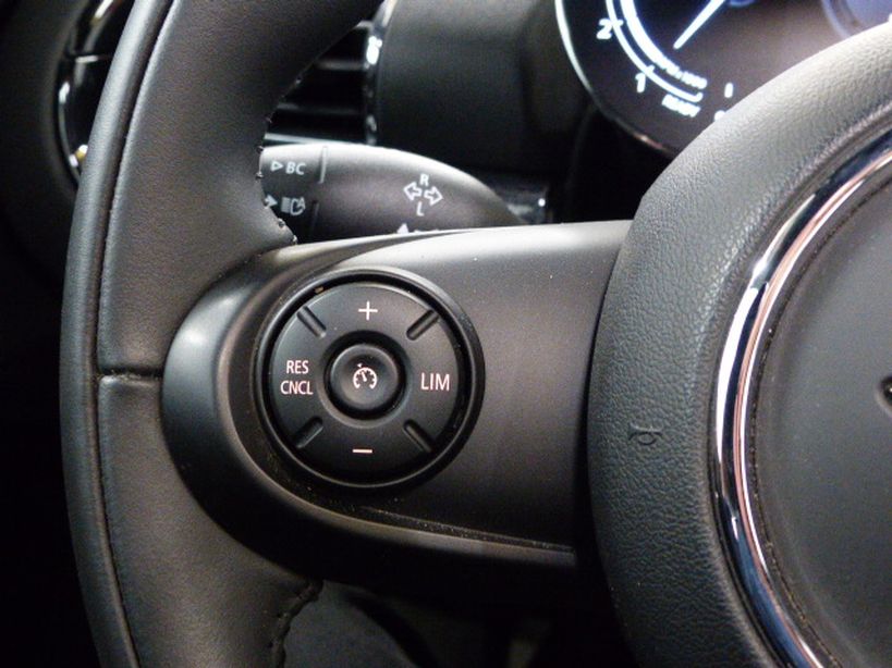 MINI MINI CLUBMAN F54 LCI 2020 - Photo n°14
