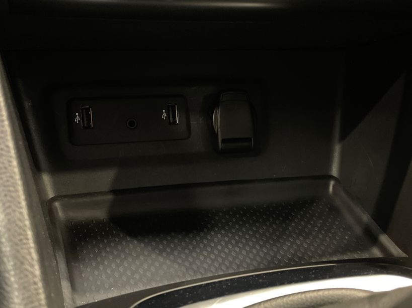 RENAULT MEGANE IV ESTATE BUSINESS 2021 - Photo n°19