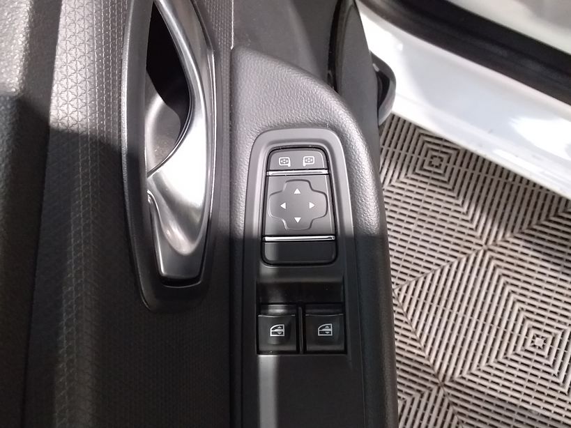 RENAULT CLIO IV SOCIETE 2016 - Photo n°14
