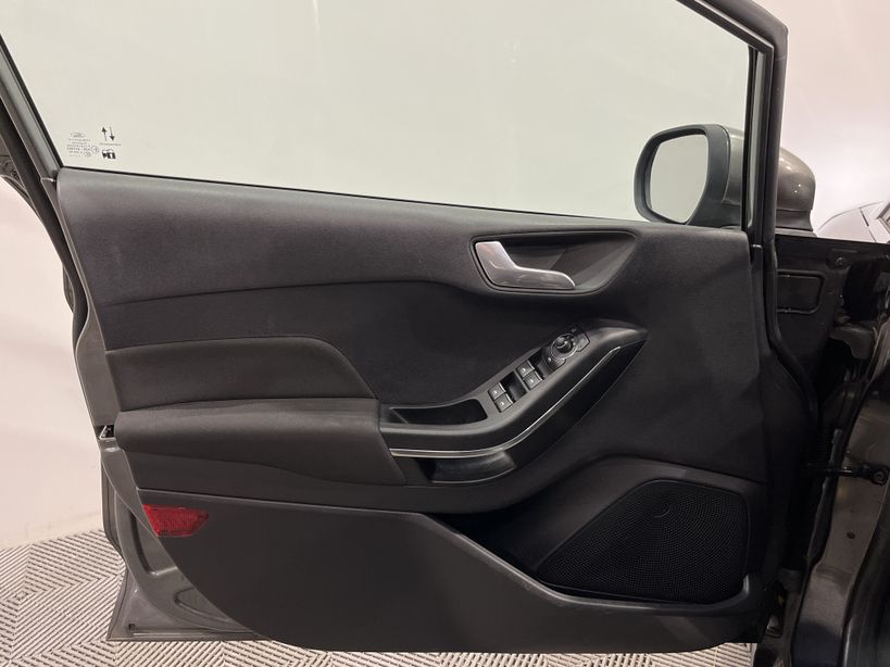 FORD FIESTA 2021 - Photo n°31