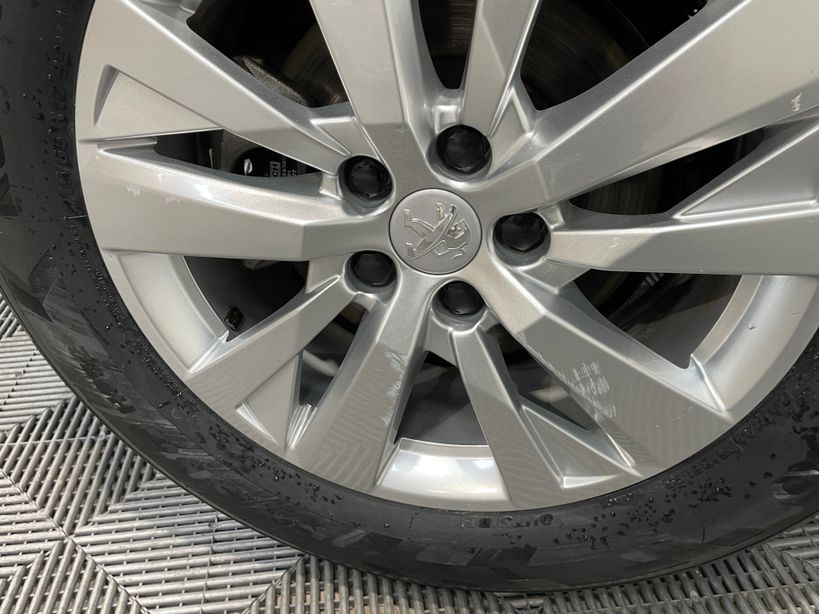 PEUGEOT 5008 2023 - Photo n°7