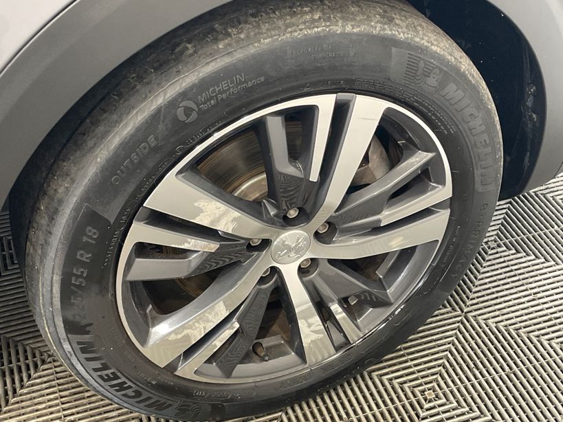 PEUGEOT 3008 2023 - Photo n°4