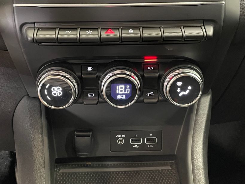 RENAULT CAPTUR 2023 - Photo n°24