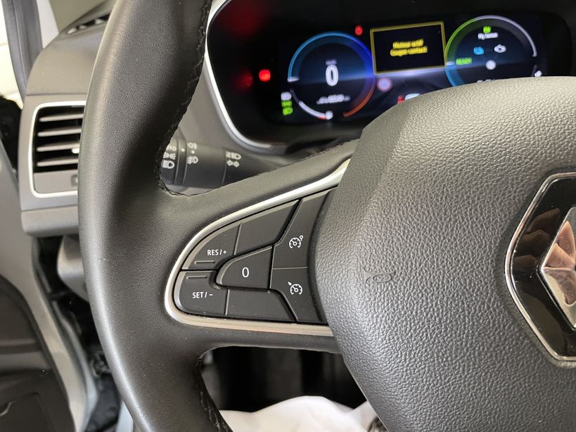 RENAULT MEGANE IV ESTATE 2021 - Photo n°18