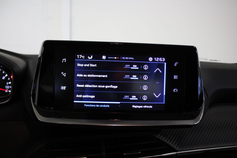 PEUGEOT 208 2022 - Photo n°13