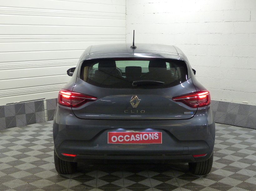 RENAULT CLIO V 2021 - Photo n°13