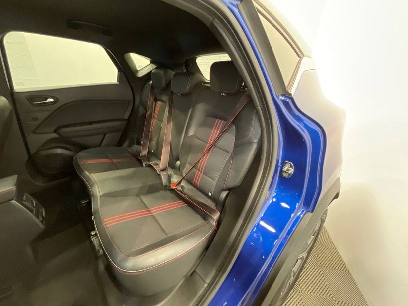 RENAULT CAPTUR 2021 - Photo n°10