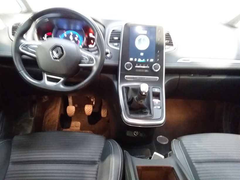 RENAULT SCENIC IV 2018 - Photo n°23