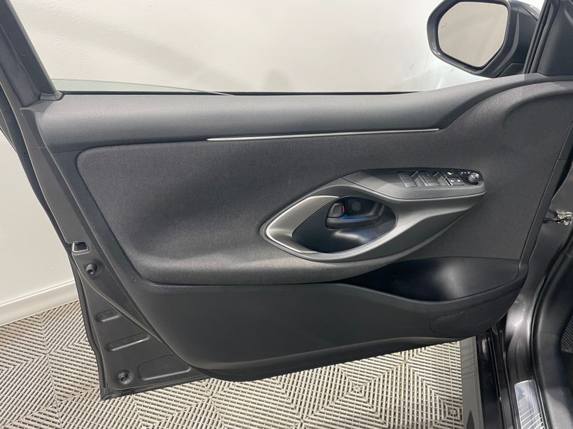 TOYOTA YARIS HYBRIDE MY21 2022 - Photo n°25