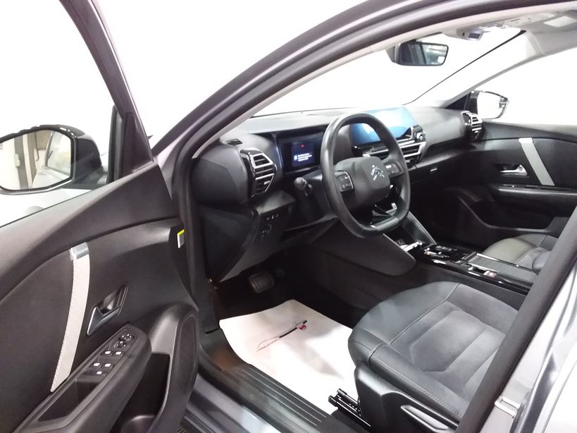 CITROEN C4 X 2023 - Photo n°11