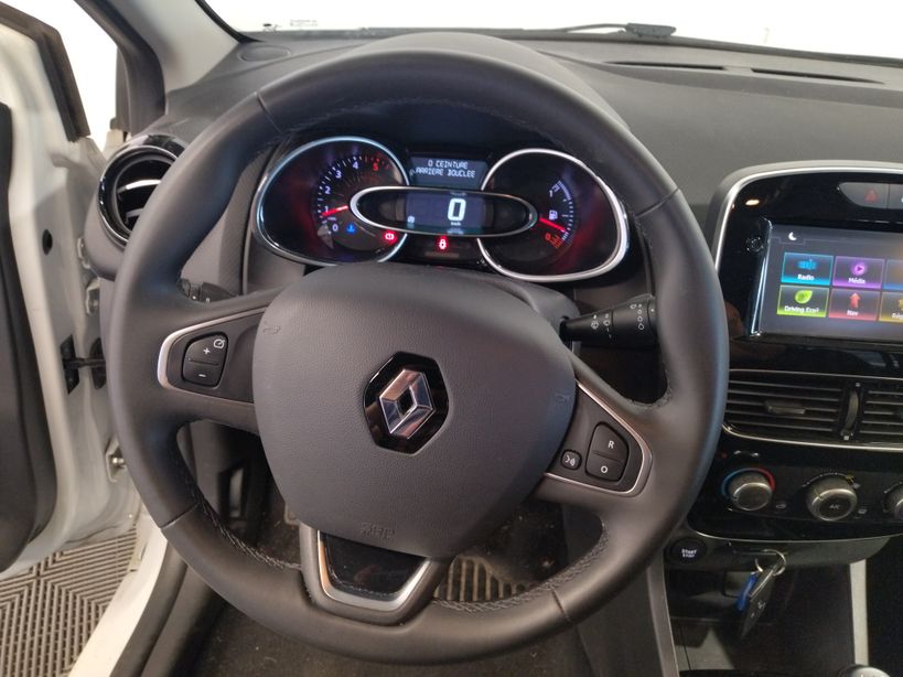 RENAULT CLIO IV BUSINESS 2018 - Photo n°12