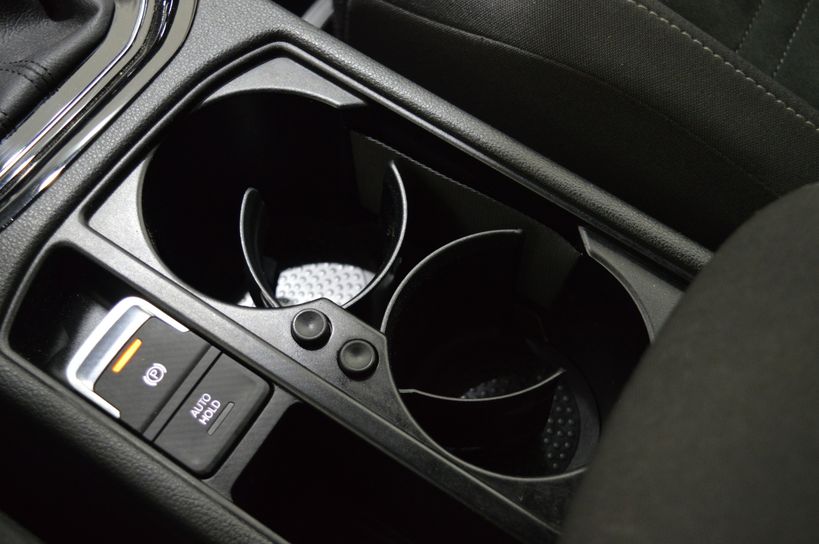 VOLKSWAGEN TOURAN 2016 - Photo n°34