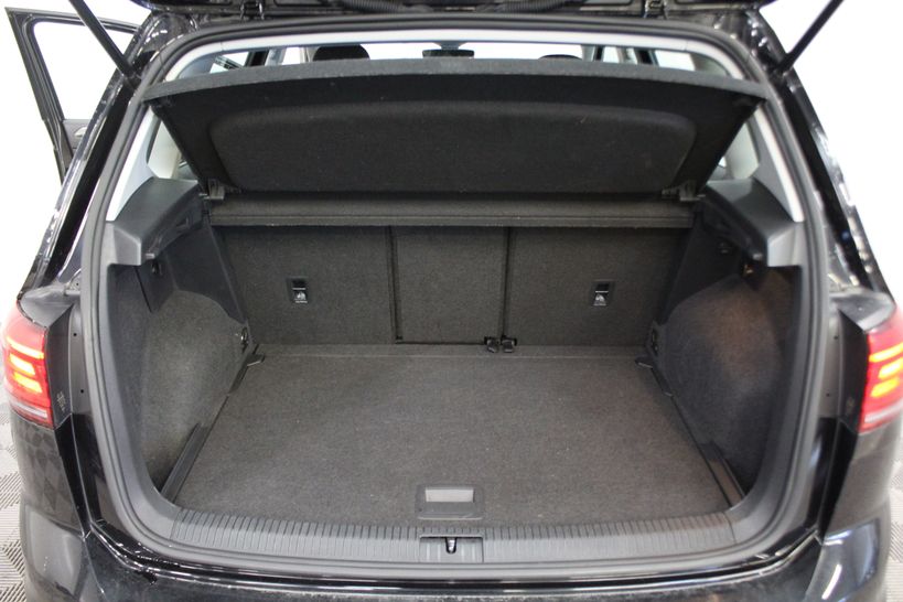 VOLKSWAGEN GOLF SPORTSVAN BUSINESS 2019 - Photo n°13