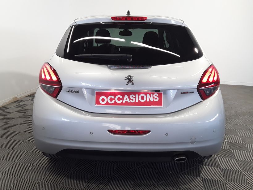 PEUGEOT 208 2016 - Photo n°6
