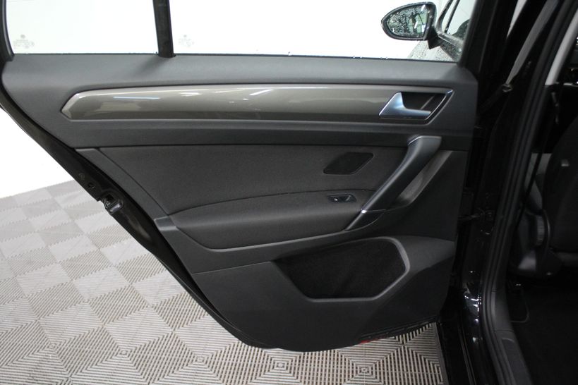 VOLKSWAGEN GOLF SPORTSVAN BUSINESS 2019 - Photo n°35